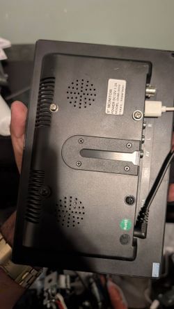 9" monitor