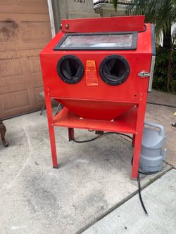 Abrasive blast cabinet/ sand blaster cabinet