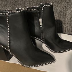 Steve Madden Black Studded Boots