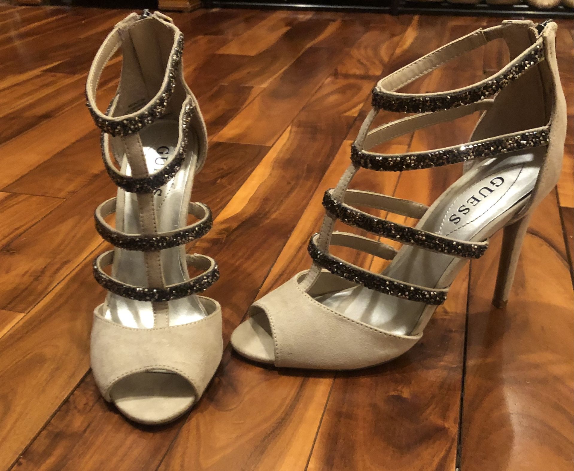 Women’s GUESS Heels Size 7