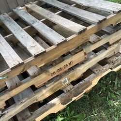 Pallets  7 A Piece