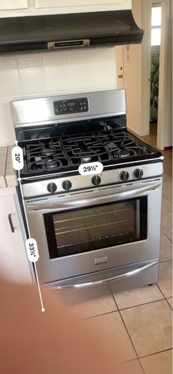 Great condition frigidaire/kenmore high-end appliances