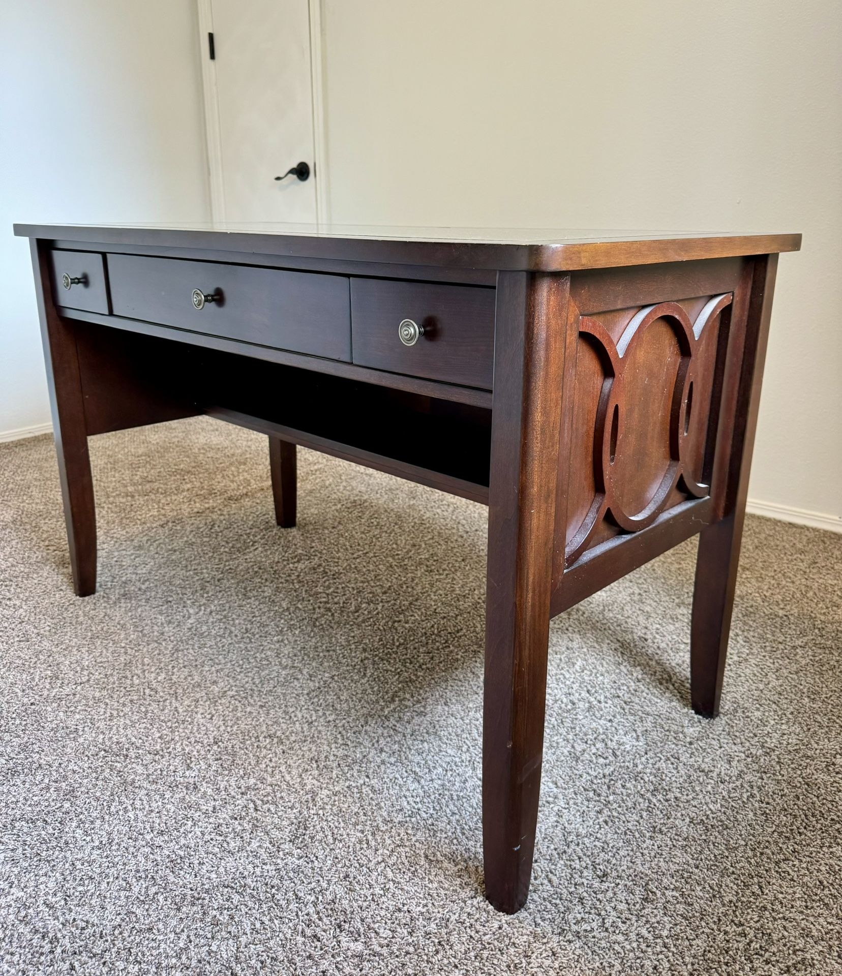 Desk Vintage Old World Walnut Computer Writing Desk Moving Sale