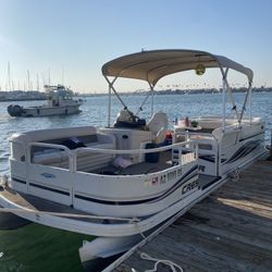 20’ Pontoon 
