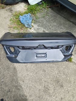 2018-2022 Honda Accord trunk lid