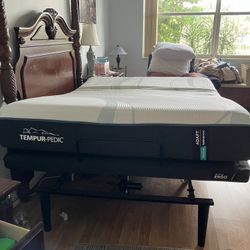 Bed Tempur-Pedic Queen Fully Adjustable 