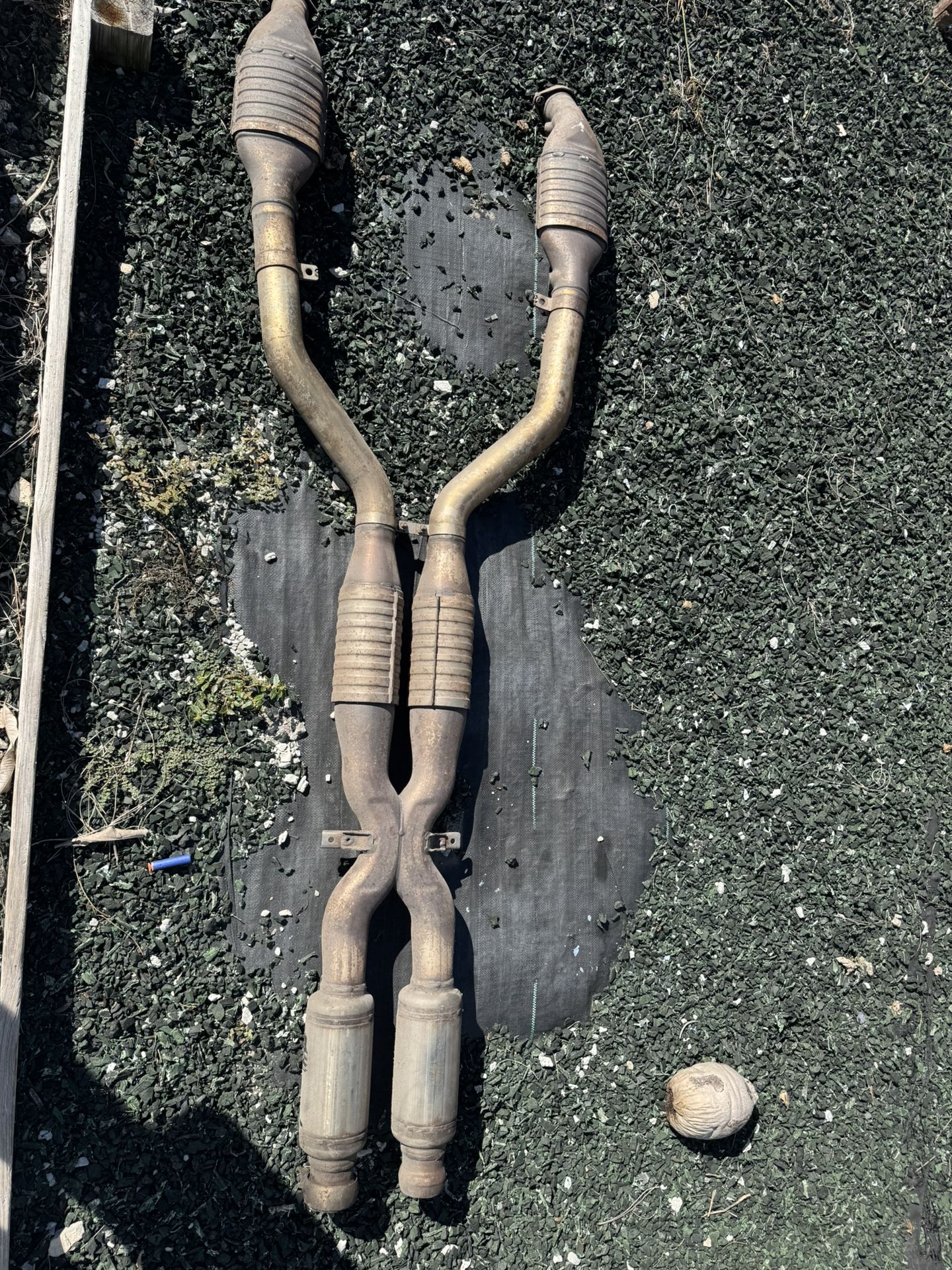 2008-2013 BMW M3 V8 E90 E92 E93 Sport 3 series Catalytic Converter OEM