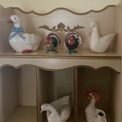 Decorative ducks and turkeys