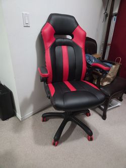 Gaming chair