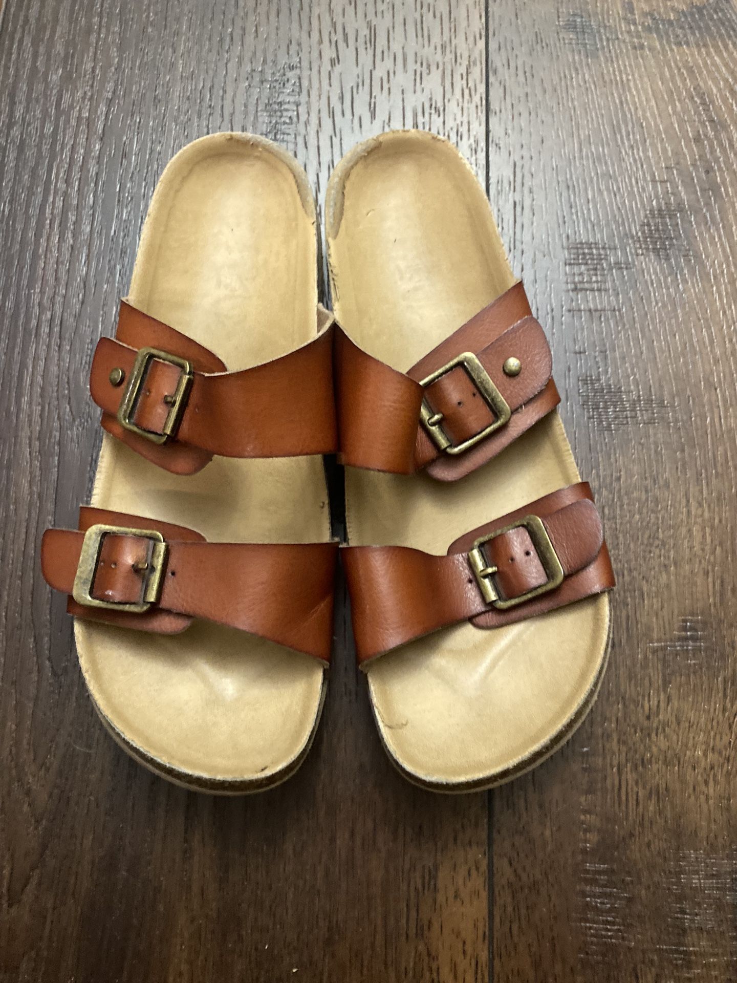 Womans Brown Sandals Size 7.5