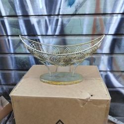 Gold Boat Shaped Artistic Fruit Bowl