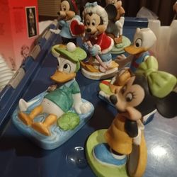 Disney Figurines 