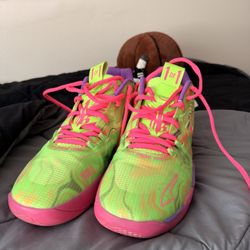 Melo 1of1 Basketball Shoes Size 11.5