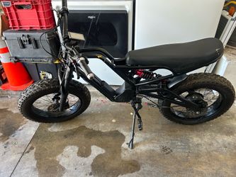20*4.0 Inch AKEZ E Bike Jaguar