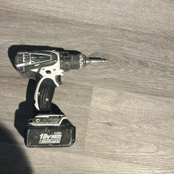 18v Mikita Drill