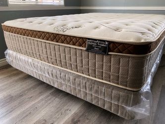 Queen Size Organic Cloud Comfort Europillow Top Mattress And Boxspring 