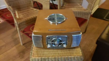 Cool thunder bird record and CD PLAYER!