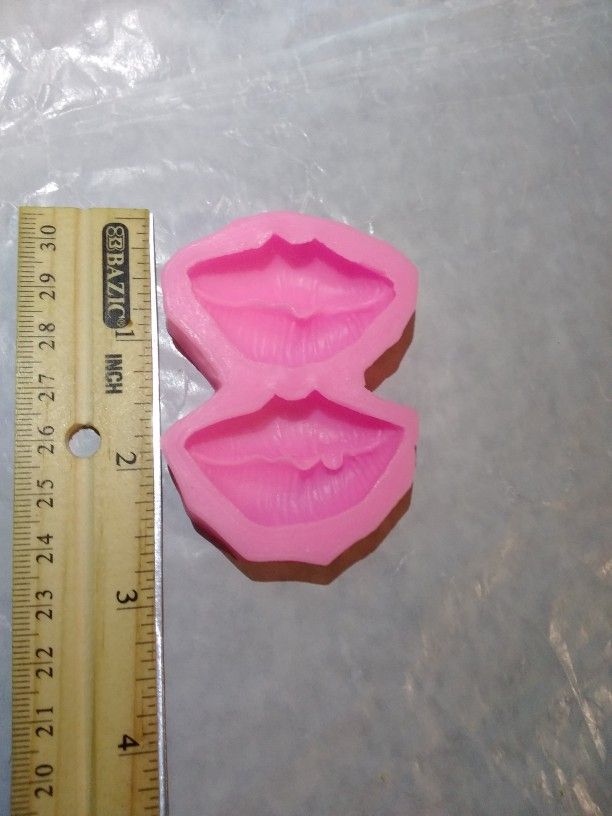 Silicon Mold For Fondant Or Chocolate $6