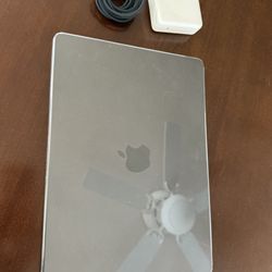 MacBook Pro M3 2023