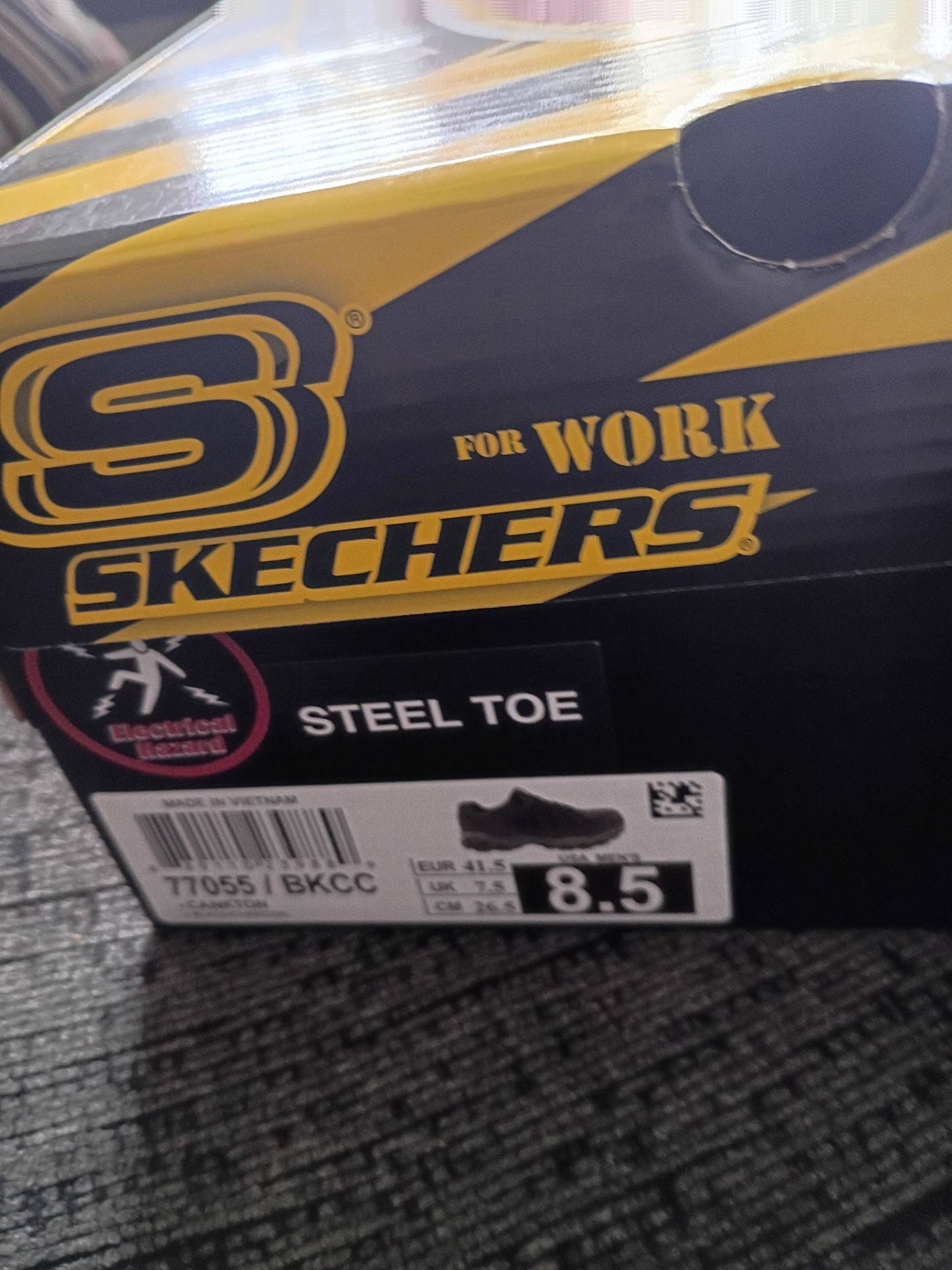 Sketchers work shoes steel toe