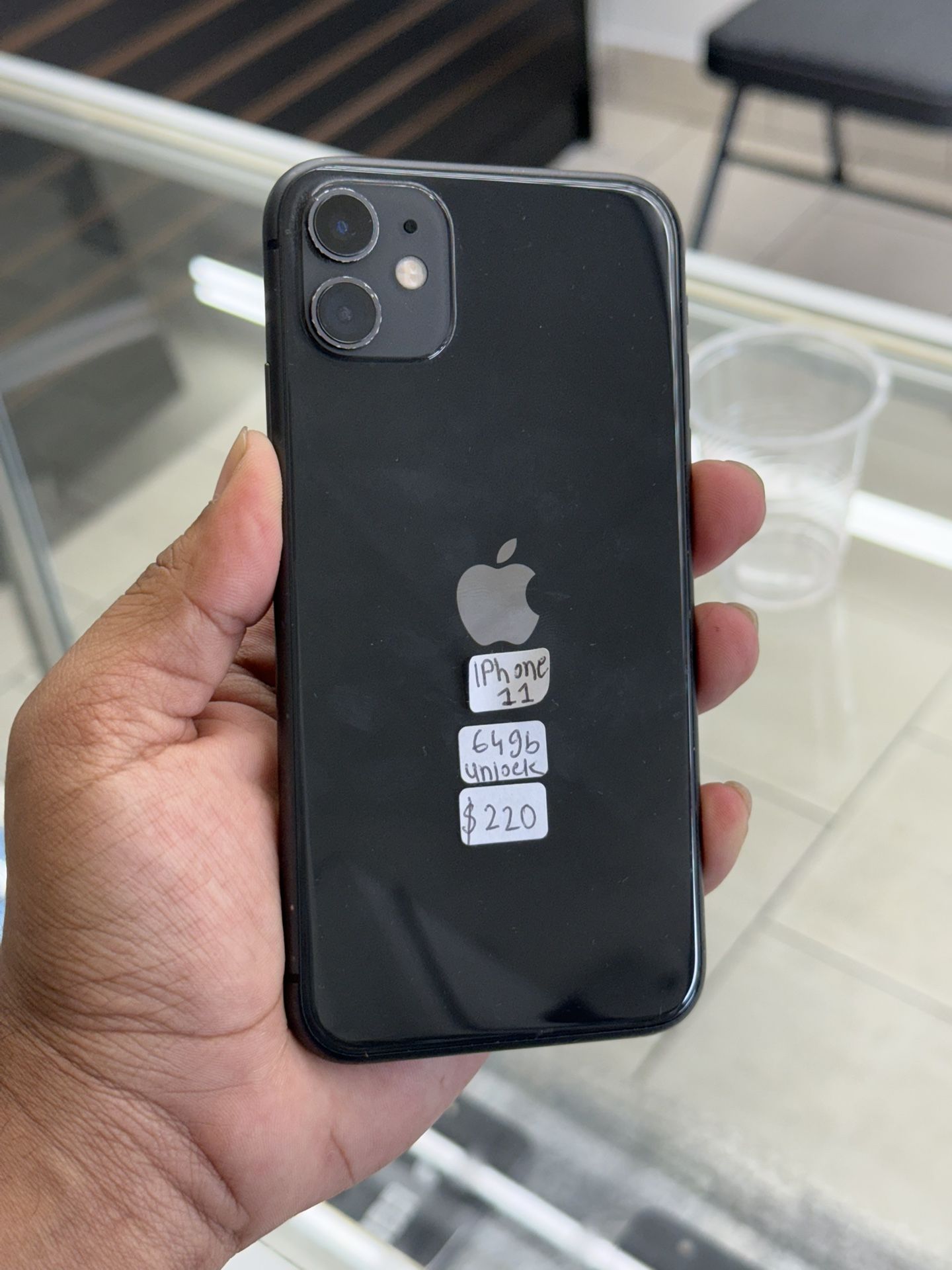 Apple IPhone 11 64gb Unlocked