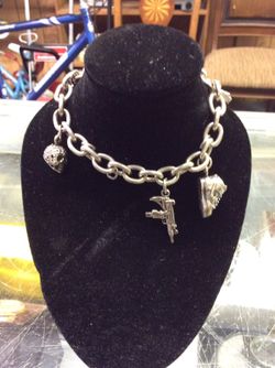 WOMENS BRACELET W/ 4 CHARMS