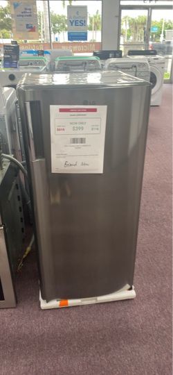 LG 6.0 cu. Ft. Model #LRONC0605V Single Door Refrigerator with inverter compressor