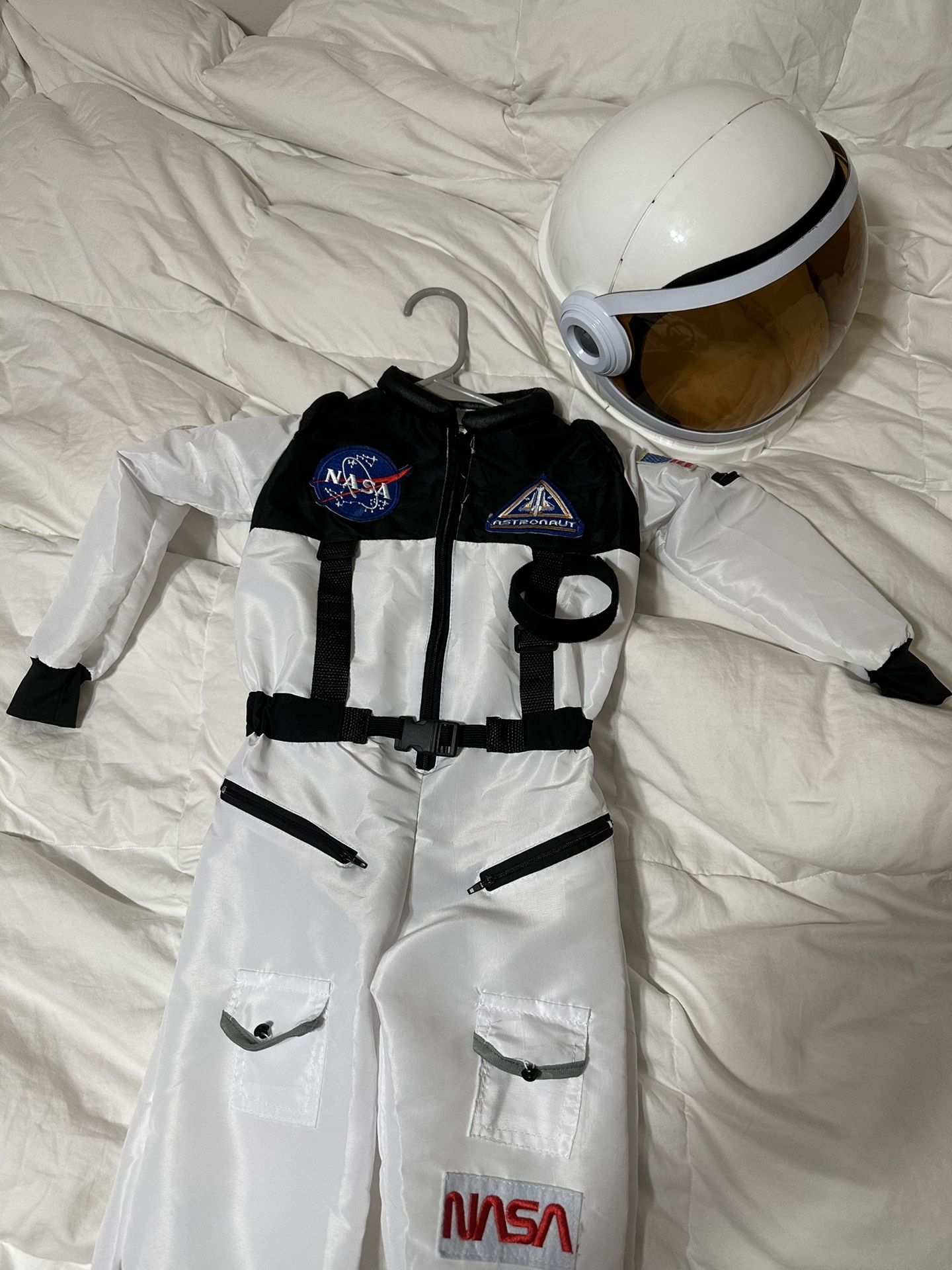 Toddler Boy Halloween Costume Astronaut Space Suit 2t 3t With Helmet NASA