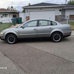2003 Volkswagen Passat "Low Miles"