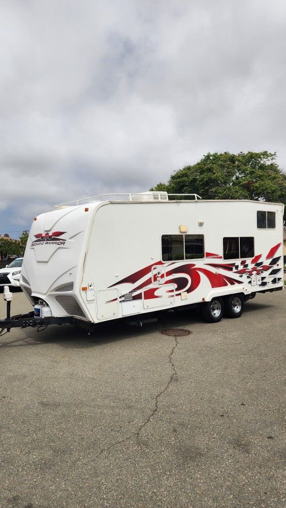 2006 Weekend Warrior FB2200 Toy Hauler RV Camper Trailer 