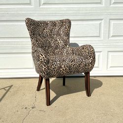 Accent Chair - Wingback - Leopard 