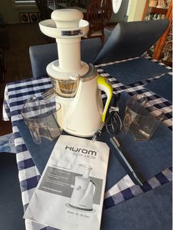 Hurom Slow Juicer