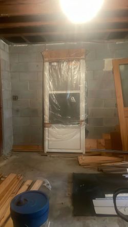 New Screen Door Never Used