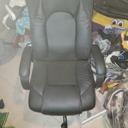 Office Chair, Adjustable, Black for Sale in Louisville, KY - OfferUp