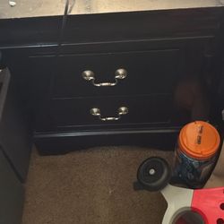 30 Obo End Table With Drawers 