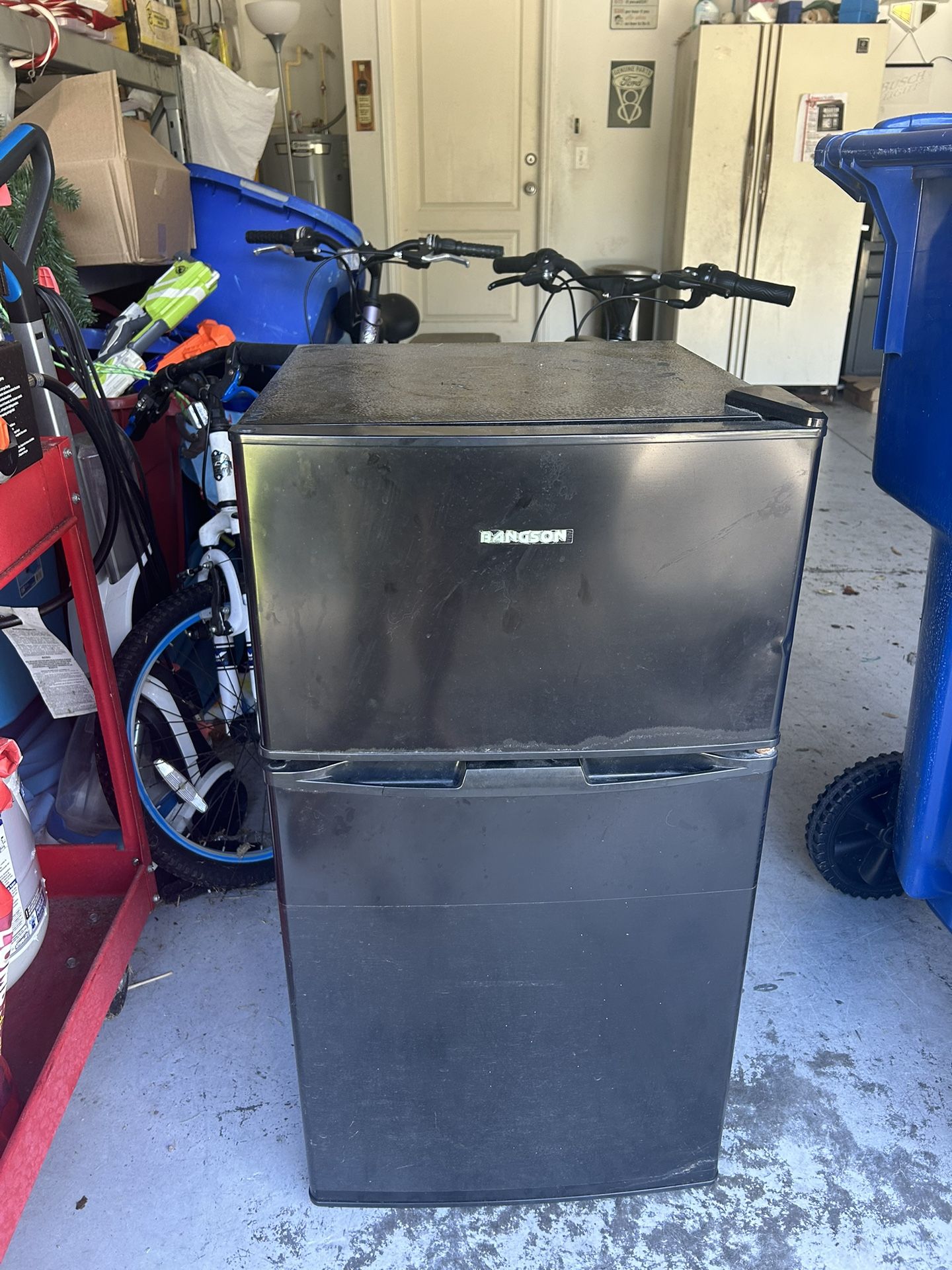 Small Fridge/freezer