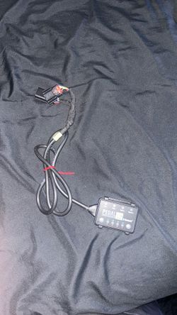 Dodge charger pedal commander