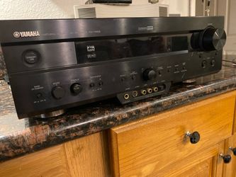 Yamaha stereo surround sound receiver