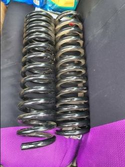 2018 Dodge Ram Lift Coils