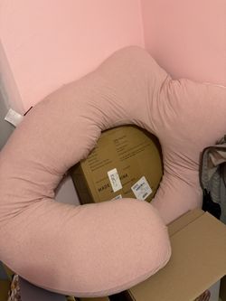 pregnancy pillow