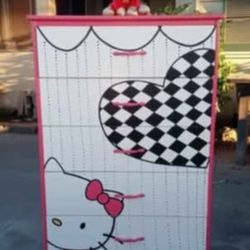 5 Drawer Upright Dresser With Hand Painted Cute Kitty  Design 