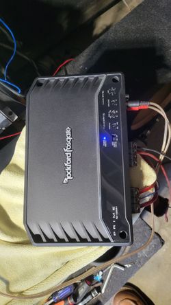 Rockford Fosgate Amplifier R2 1200 watts