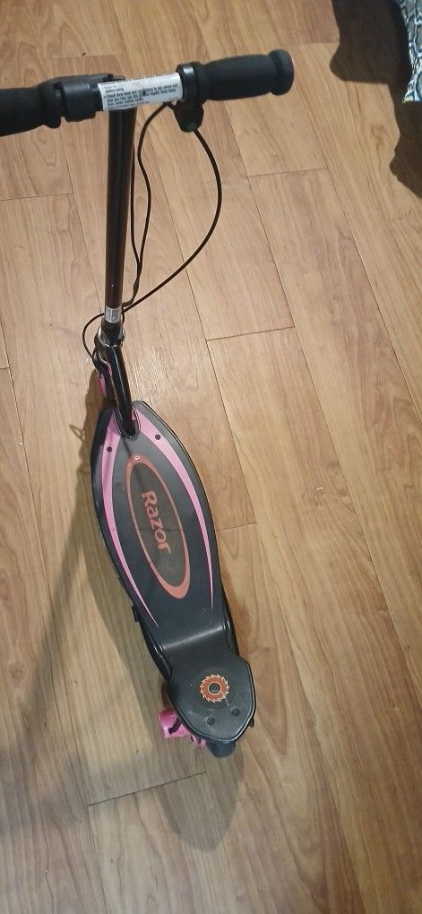 Razor Electric Scooter E90 For Girls 