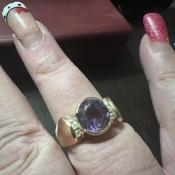 Women’s Amethyst Ring 