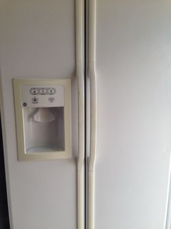 Ge white refrigerator