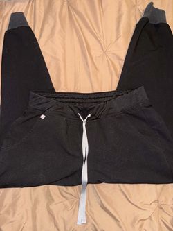 Figs scrubs