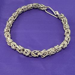 Sterling silver Bracelet 8” 