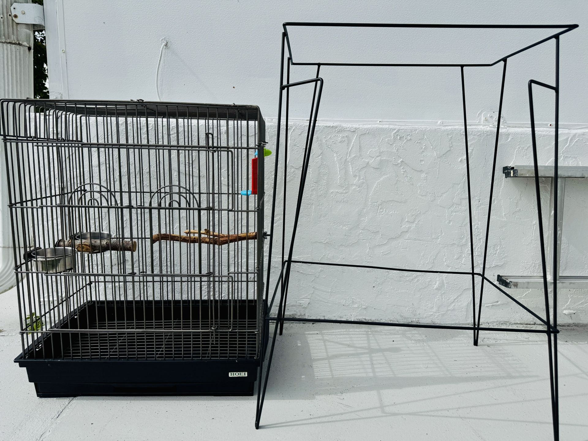 Parrot/ Bird cage 
