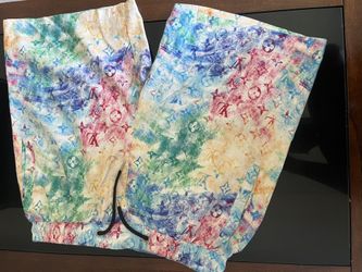 Men LV Shorts Size Large XL