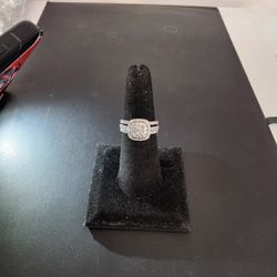 14K Diamond Wedding Ring Set 